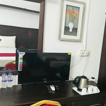 Hotel Nelly Vavuniya Kamer foto